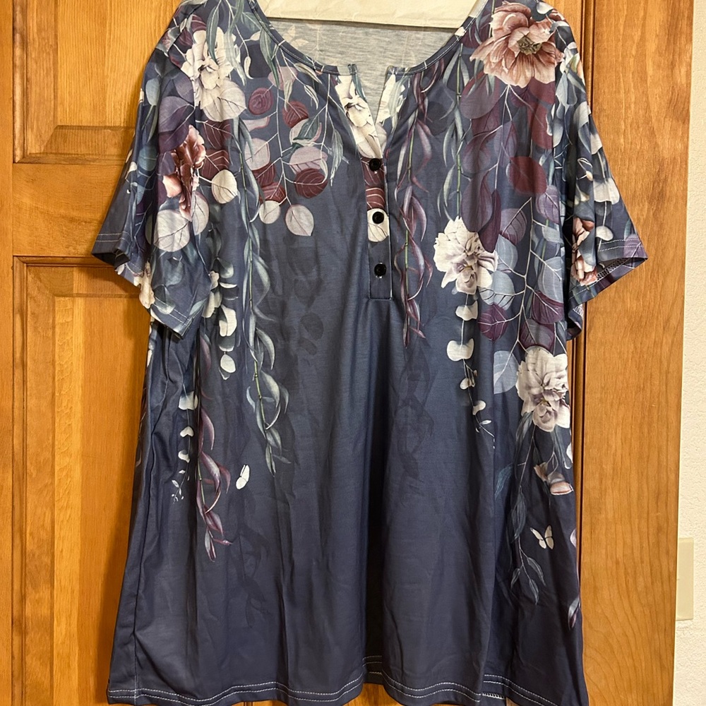 Ladies Floral Short Sleeve Blouse